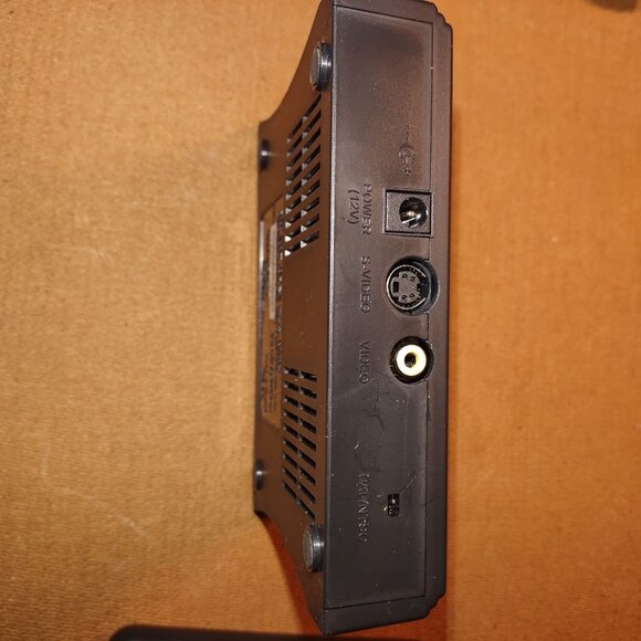 SanDisk Digital Photo Viewer For TV With Remote Cables & Power Adapter - Picture 7 of 10